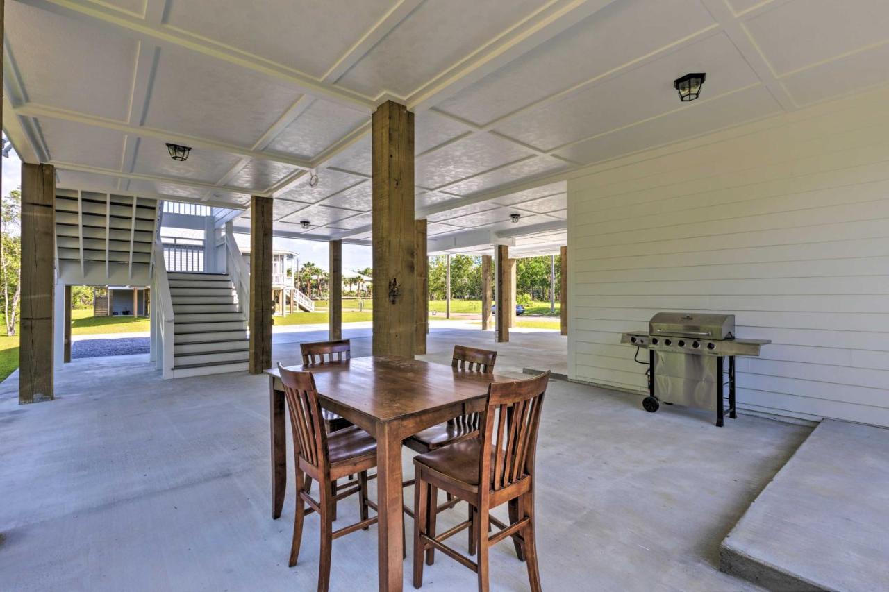 Coastal Waveland House Half Block To Pub Beach Exterior photo